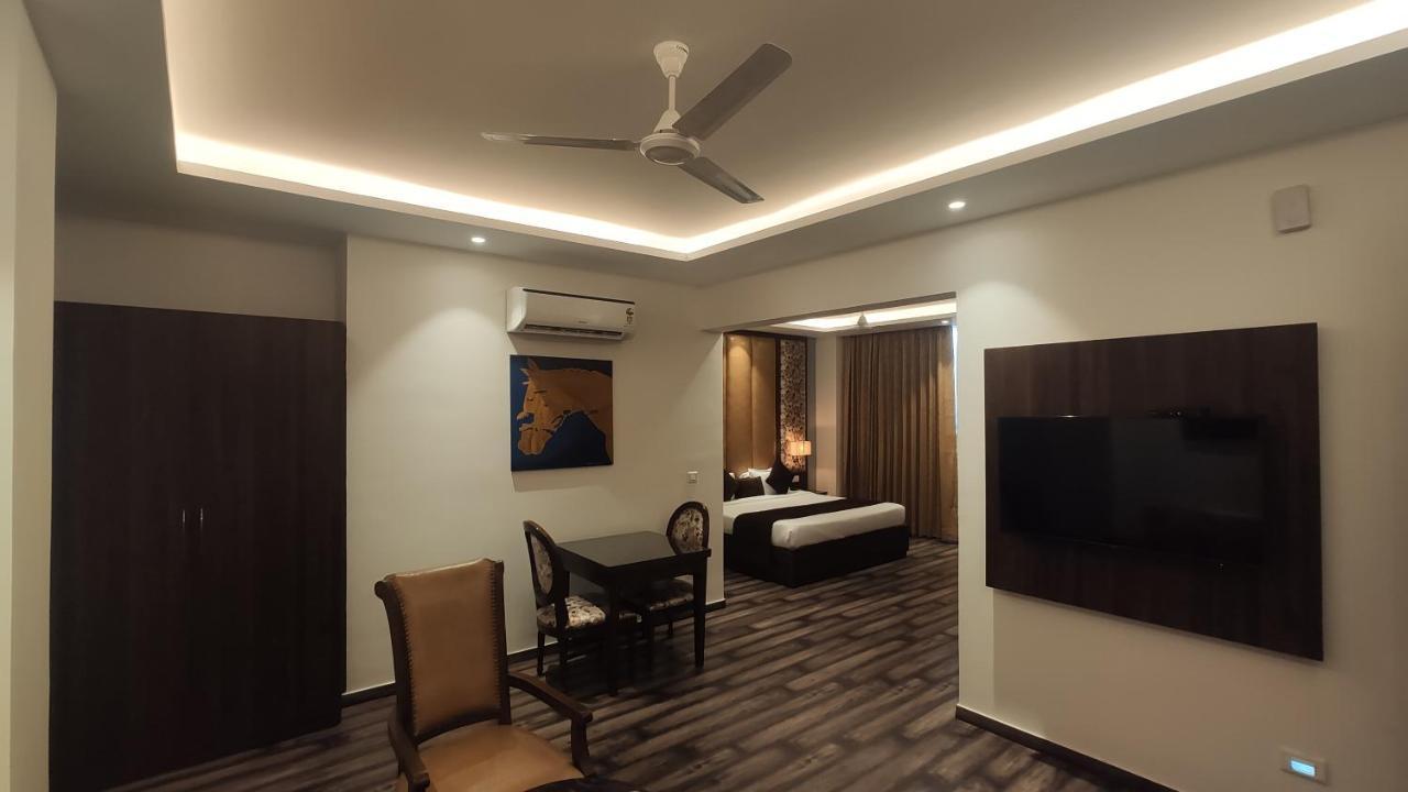 Hotel The Vilana A Unit Of Jg Developers Rishīkesh Esterno foto
