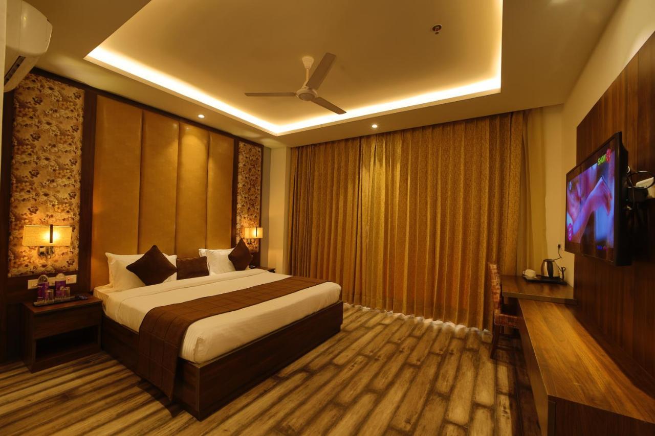 Hotel The Vilana A Unit Of Jg Developers Rishīkesh Esterno foto