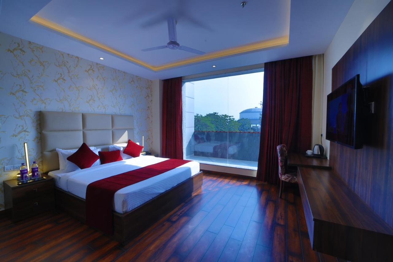 Hotel The Vilana A Unit Of Jg Developers Rishīkesh Esterno foto