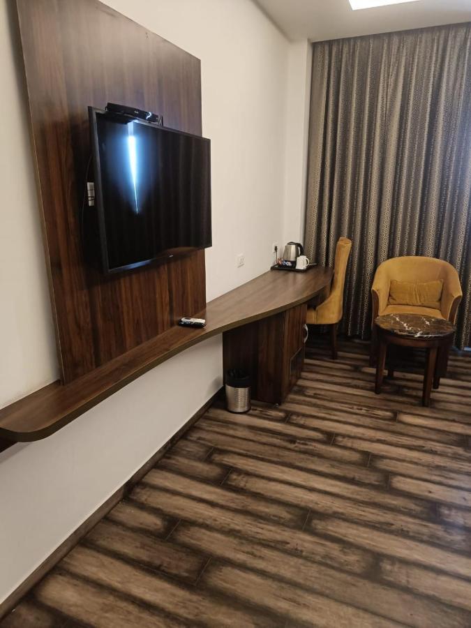Hotel The Vilana A Unit Of Jg Developers Rishīkesh Esterno foto